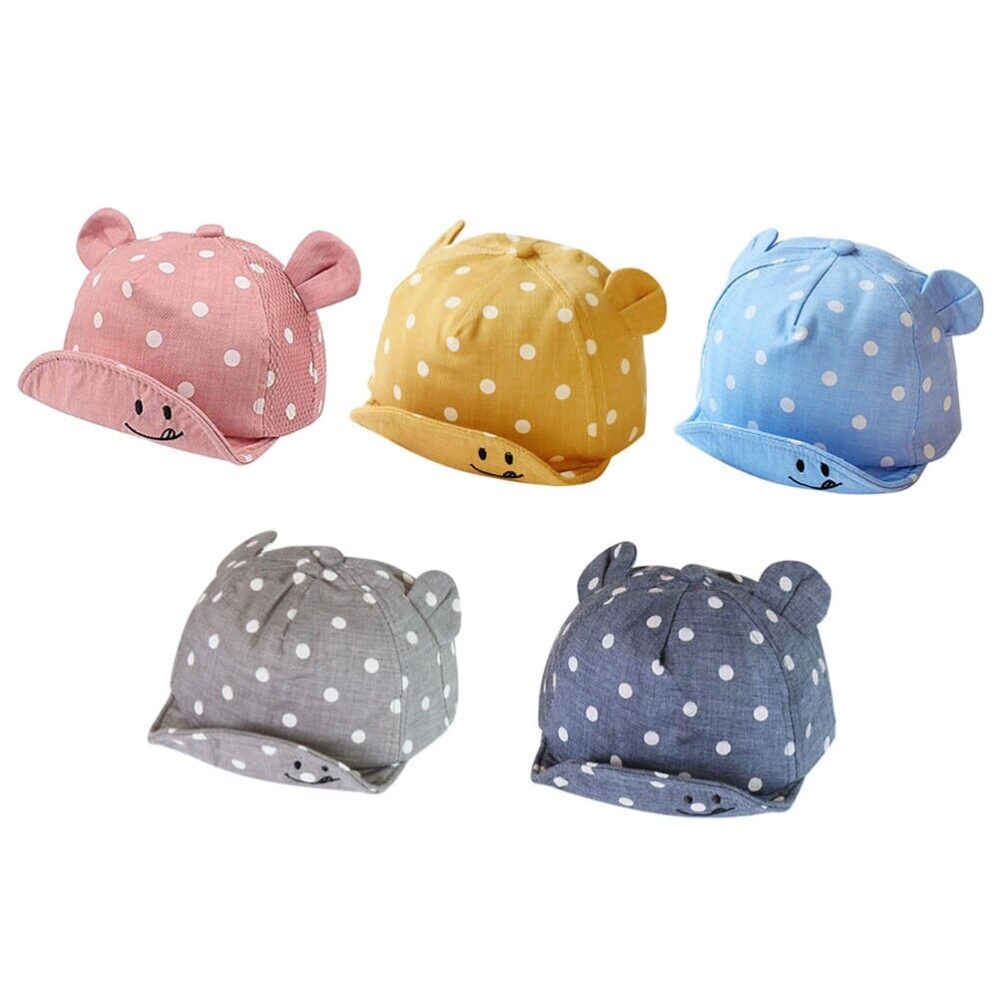 Bonnet casquette à pois avec oreille et des points en blanc