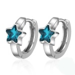 Boucle d'oreilles à motif étoile bleu cristal. Bonne qualité et très tendance.
