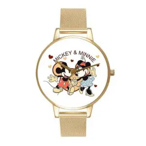 Bracelet montre à motif Mickey et Minnie. Bonne qualité et très pratique.