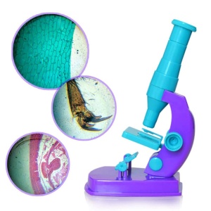 Microscope DIY 150x pour bricolage violet et bleu sur fond blanc