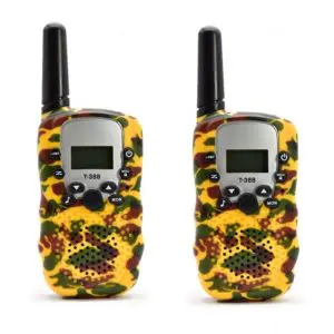 Talkie-walkie enfant à motif camouflage. Bonne qualité et très pratique.