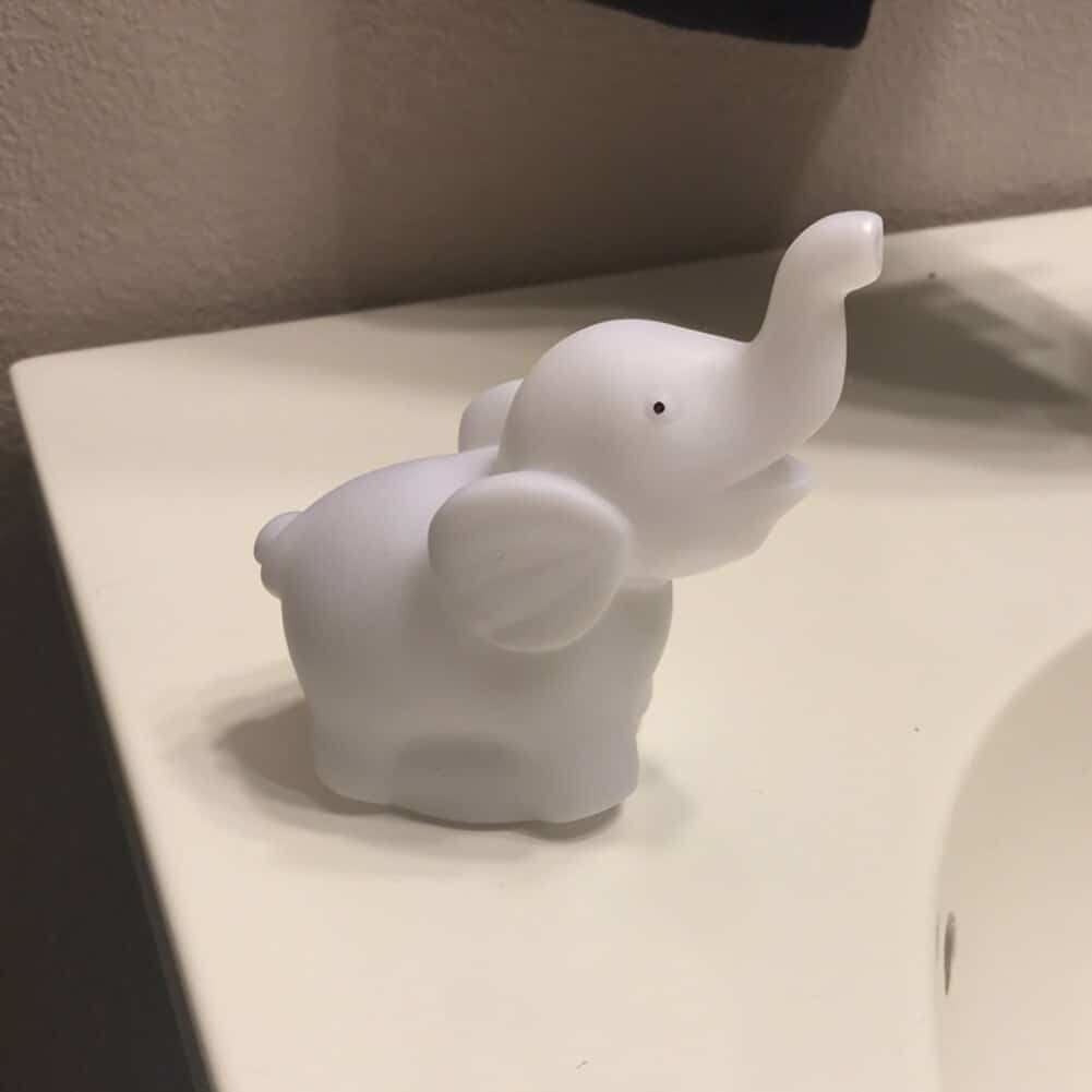 Arbre Artificiel Lumineux Pour Décoration Intérieure, 36 Feuilles Dorées, Alimentation USB/piles, Interrupteur Tactile, 2 Modes D'éclairage | Leroy Merlin