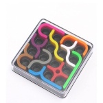 Puzzle géométrique 3D créatif et complexe pour enfant coloré en forme de carré