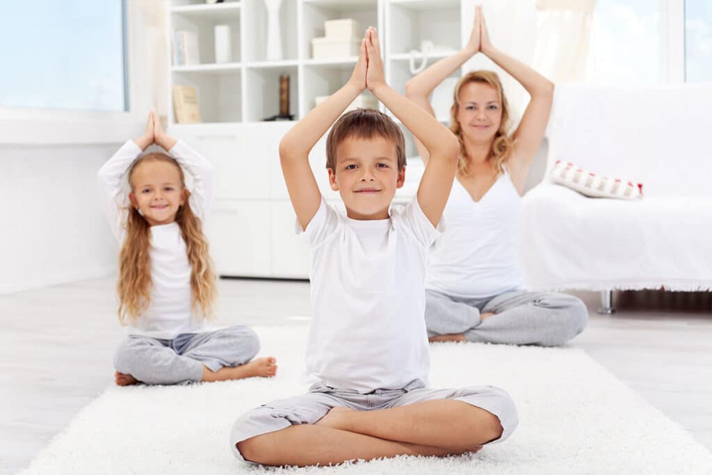 la pratique du yoga pour les enfants