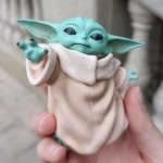 Figurine maître Yoda Star Wars. Bonne qualité et très tendance.
