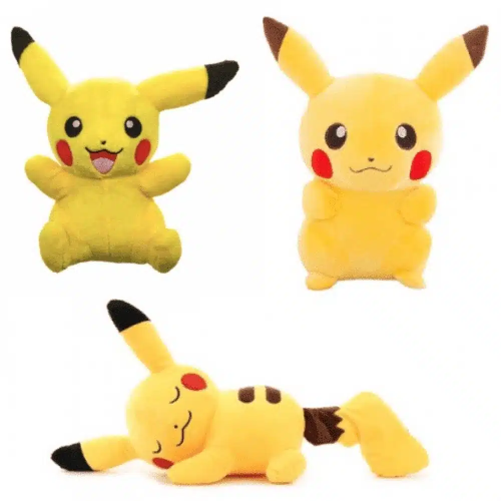 Pack peluche Pikachu qui dort mignon heureux avec sourire en jaune