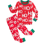 Pyjama de Noël "ho ho" pour enfants avec un fond blanc
