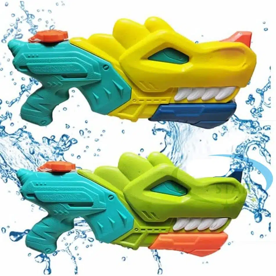 Pistolet à eau en forme de dinosaure pour enfants jaune et vert avec un fond blanc