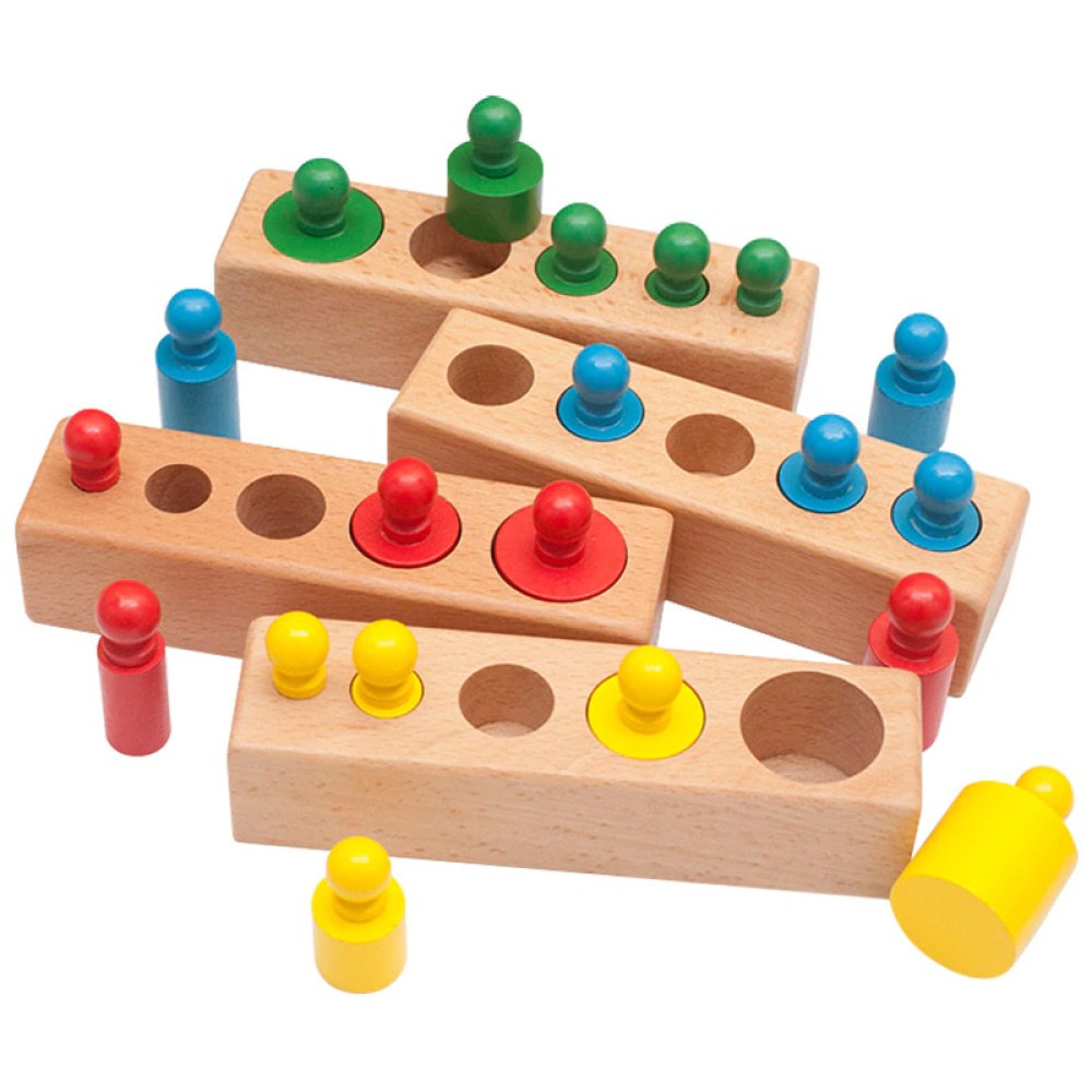 Jouets Montessori en bois 5 trous avec 4 rangées pour enfants plusieurs coloris avec un fond blanc