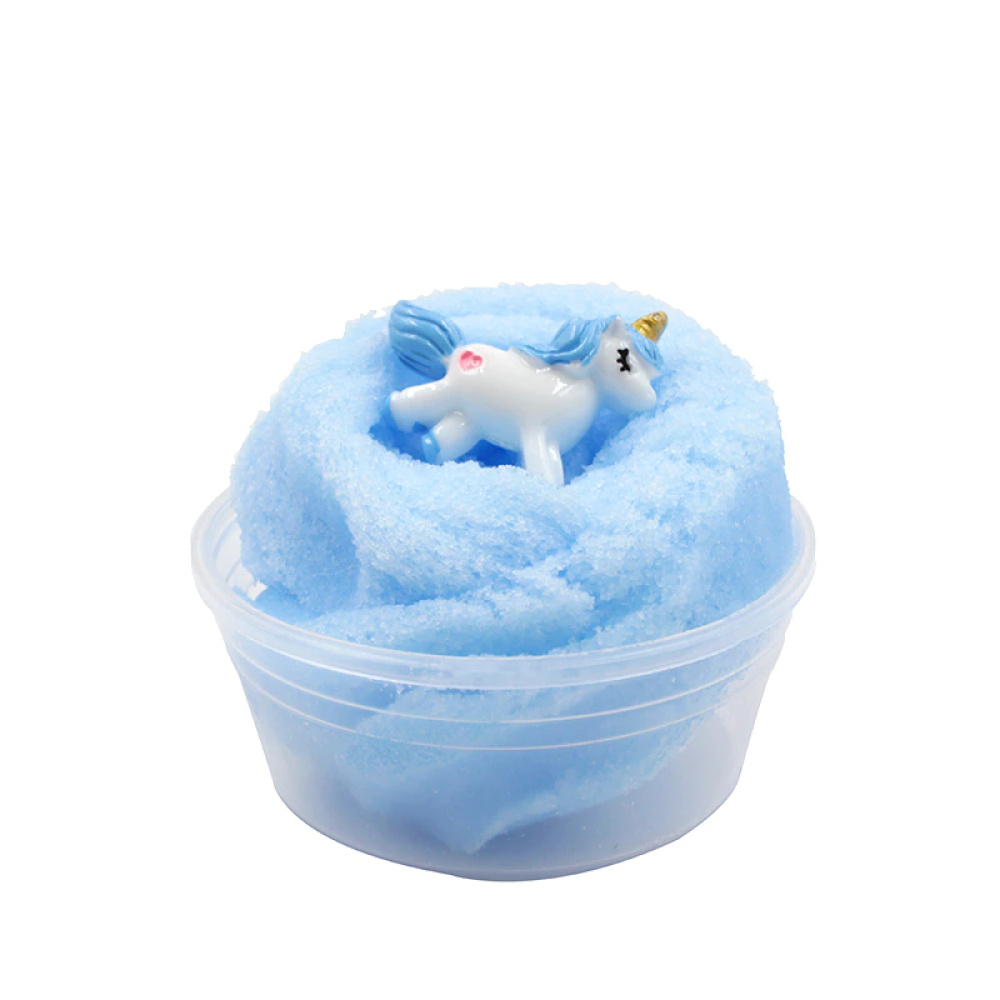 Slime à texture sablé couleur pastel pour enfants bleu avec un fond blanc