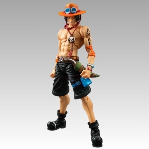 Figurine articulée Ace de One Piece, qui peut changer de mains, de tête et qui possède des accessoires tels que des boules de feu ou une arme ou encore des coiffures, sur fond dégradé gis.