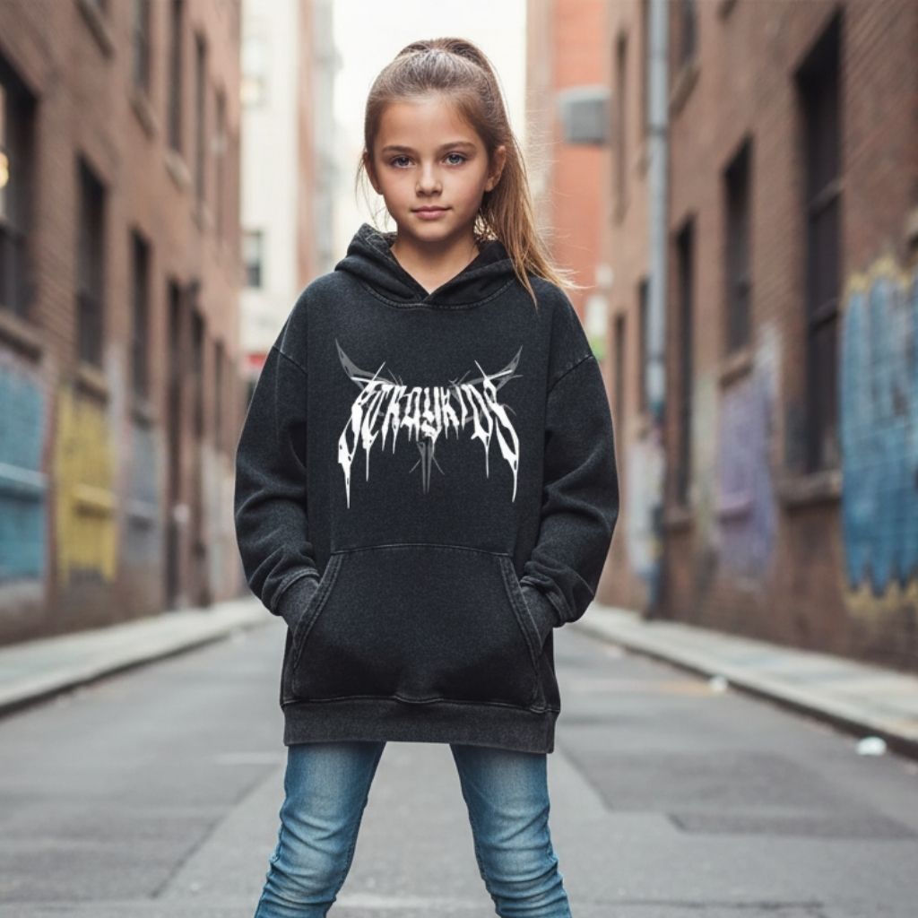 Sweat enfant Stray Kids gris délavé avec motif Skzoo rock – Image 3