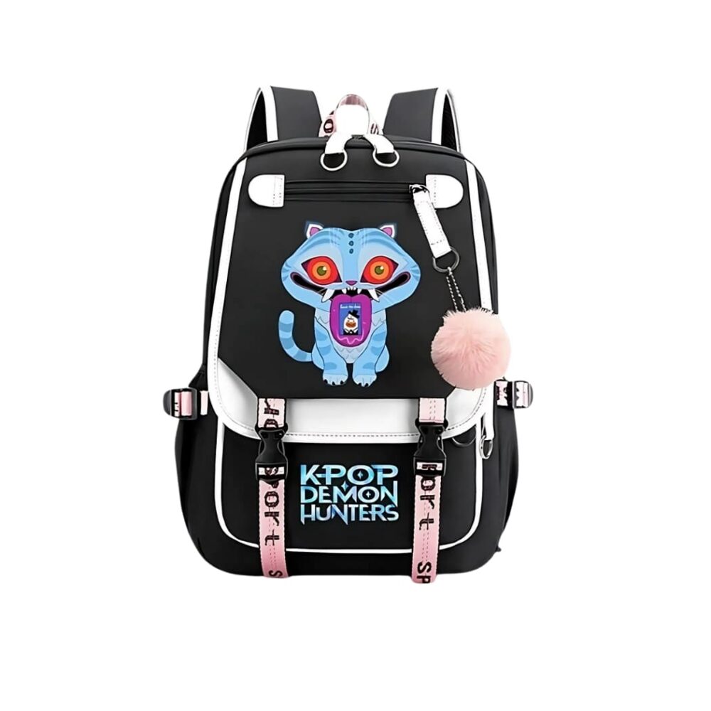 Sac à dos K-pop Demon Hunters spacieux et ergonomique de couleur noir avec deux sangles devant roses et un pompon rose accroché sur la droite. Un motif du tigre farfelu tirant la langue sur le devant. Sur fond blanc.